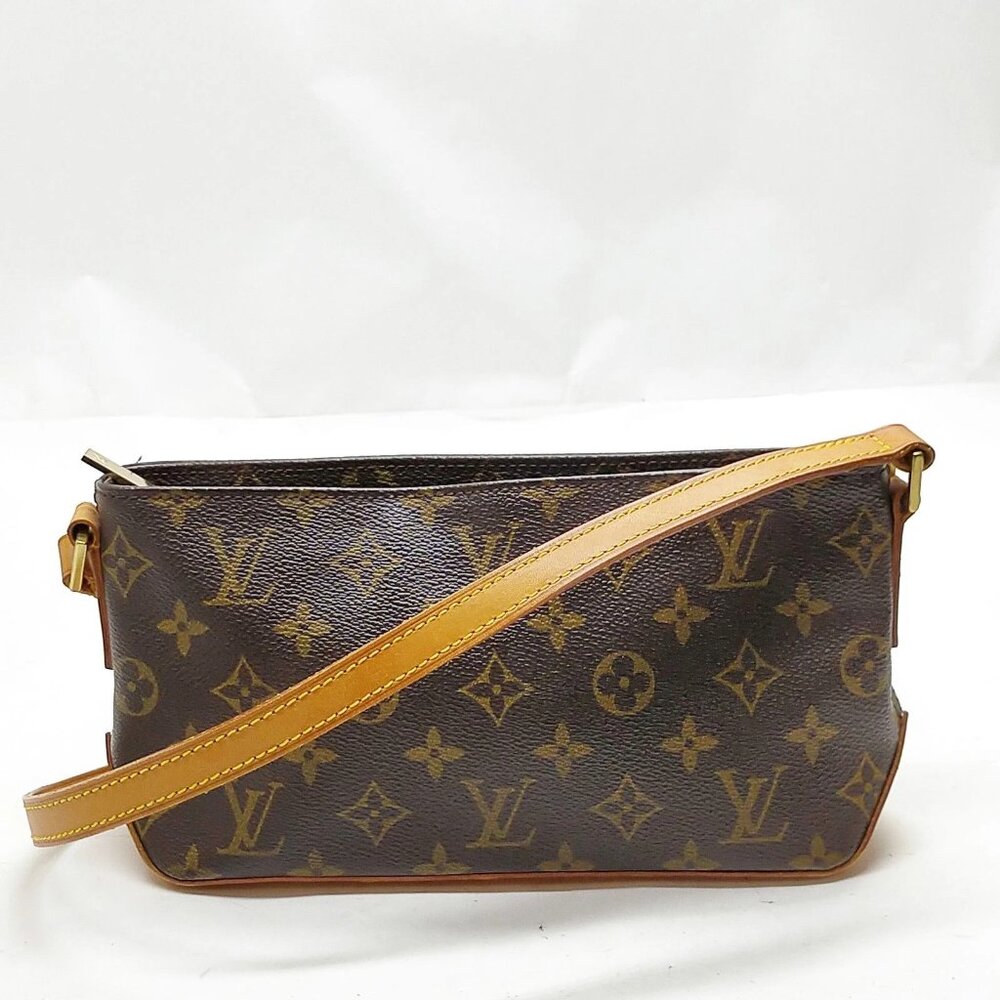 Authentic Louis Vuitton Trotteur Brown Monogram Shoulder Bag mn595-030426